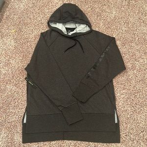 NWT women’s NIKE dark gray hoodie size Medium